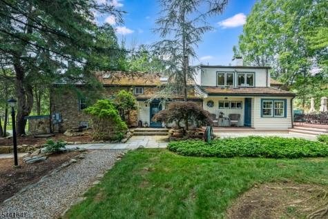 91 Academy Street Califon NJ 07830