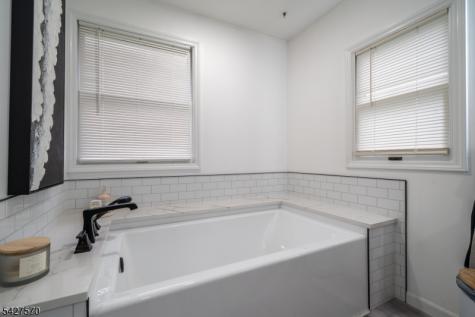 44 Venetian Drive Jefferson NJ 07849