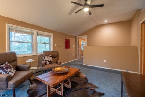 44 Venetian Drive Jefferson NJ 07849