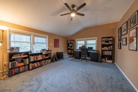 44 Venetian Drive Jefferson NJ 07849