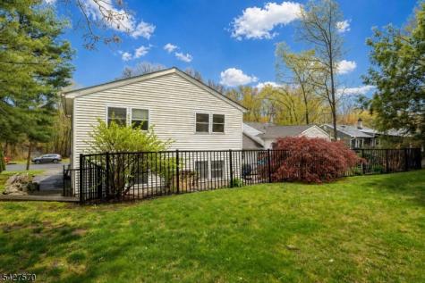 44 Venetian Drive Jefferson NJ 07849