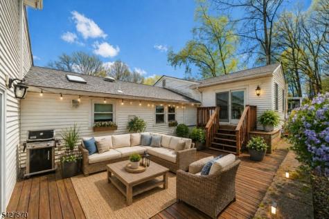 44 Venetian Drive Jefferson NJ 07849