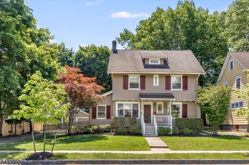 214 Alexander Avenue Montclair NJ 07043