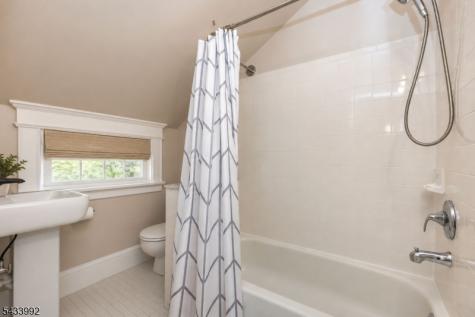 214 Alexander Avenue Montclair NJ 07043