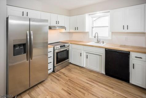 636 Bensel Drive Mount Arlington NJ 07850