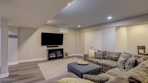 734 Woodland Avenue Westfield NJ 07090