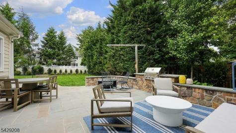 734 Woodland Avenue Westfield NJ 07090