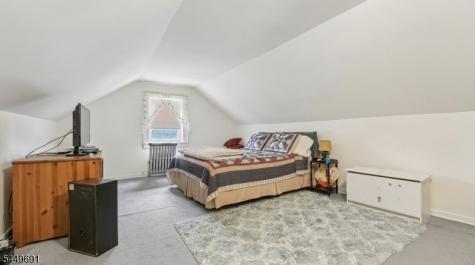 24 Synott Place Newark NJ 07106