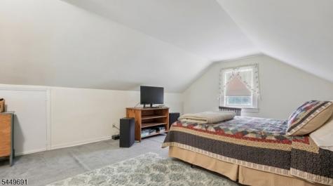 24 Synott Place Newark NJ 07106