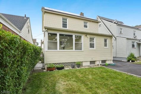 24 Synott Place Newark NJ 07106