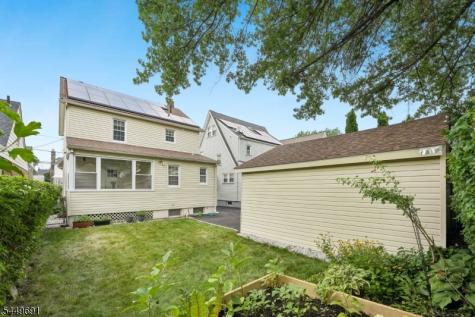 24 Synott Place Newark NJ 07106