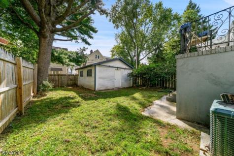 142 Greenwood Avenue East Orange NJ 07017