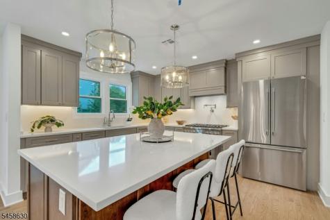 1466 Lamberts Mill Road Scotch Plains NJ 07076