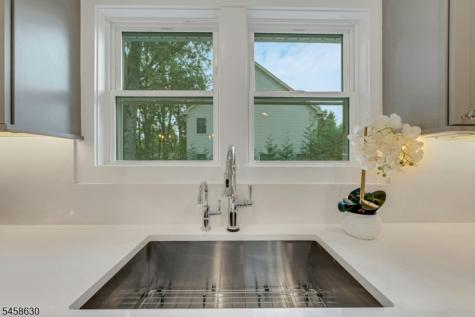 1466 Lamberts Mill Road Scotch Plains NJ 07076