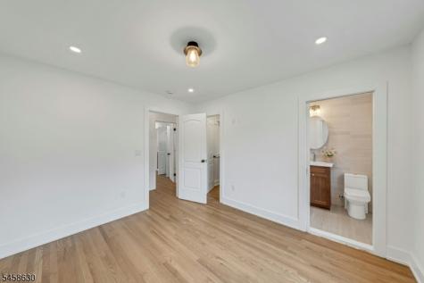 1466 Lamberts Mill Road Scotch Plains NJ 07076