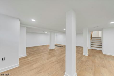 1466 Lamberts Mill Road Scotch Plains NJ 07076