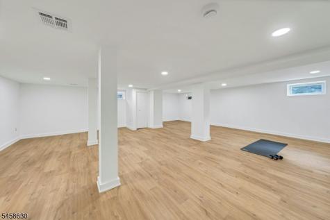 1466 Lamberts Mill Road Scotch Plains NJ 07076