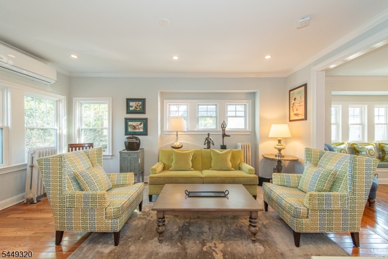 85 Evergreen Avenue Bloomfield NJ 07003