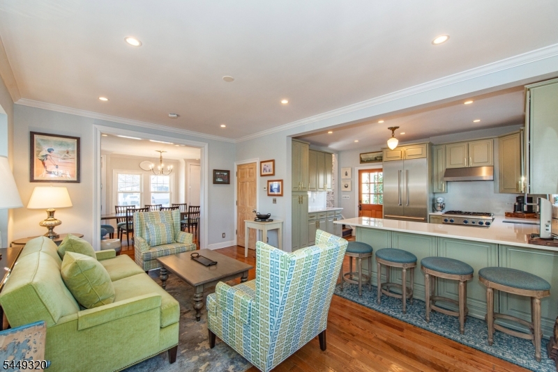85 Evergreen Avenue Bloomfield NJ 07003