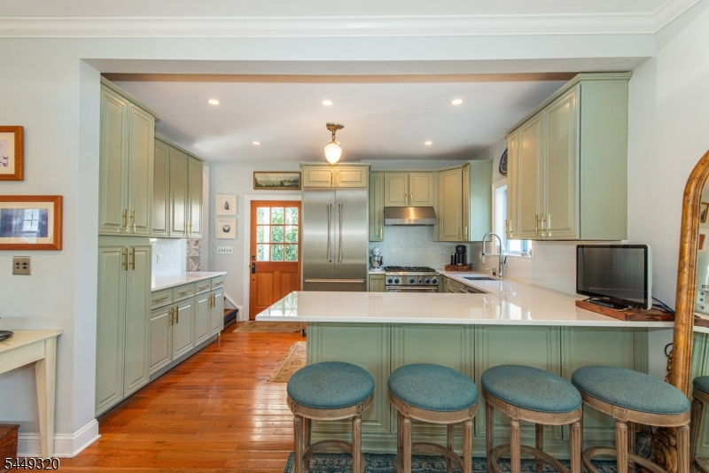 85 Evergreen Avenue Bloomfield NJ 07003