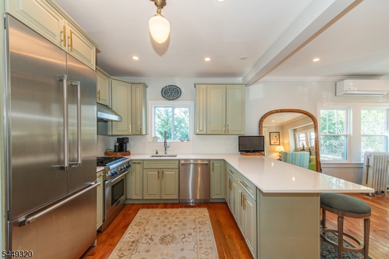 85 Evergreen Avenue Bloomfield NJ 07003
