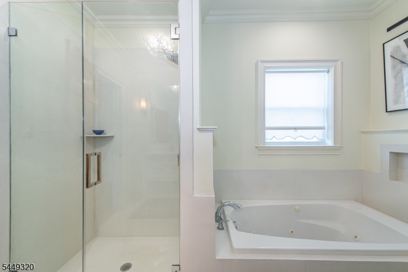 85 Evergreen Avenue Bloomfield NJ 07003