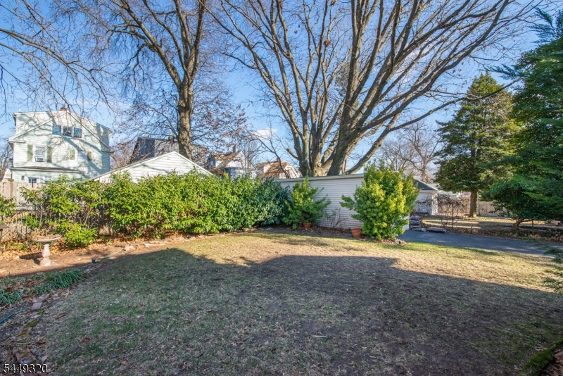85 Evergreen Avenue Bloomfield NJ 07003