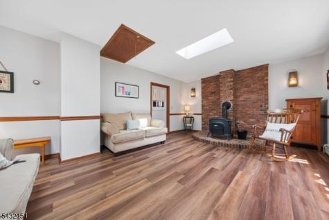 150 West End Place Cranford NJ 07016