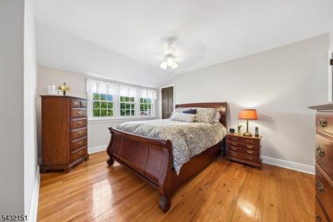 150 West End Place Cranford NJ 07016