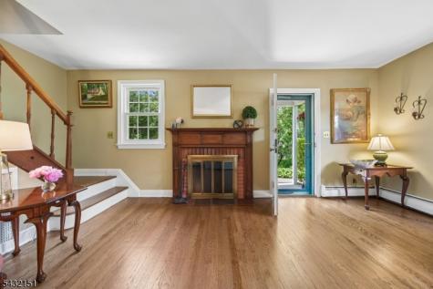 150 West End Place Cranford NJ 07016