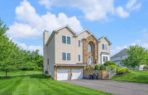 6 Jacob Way Lopatcong NJ 08865