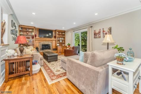 8 Shurts Road Readington NJ 08822
