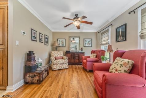 8 Shurts Road Readington NJ 08822