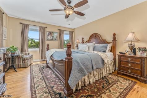 8 Shurts Road Readington NJ 08822