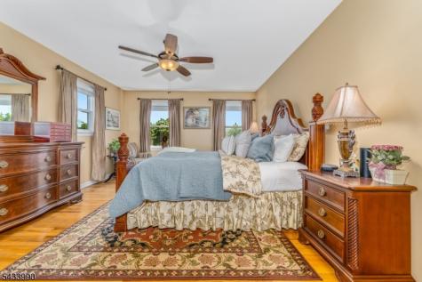 8 Shurts Road Readington NJ 08822