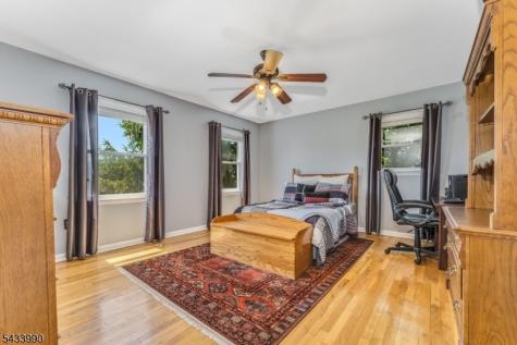 8 Shurts Road Readington NJ 08822