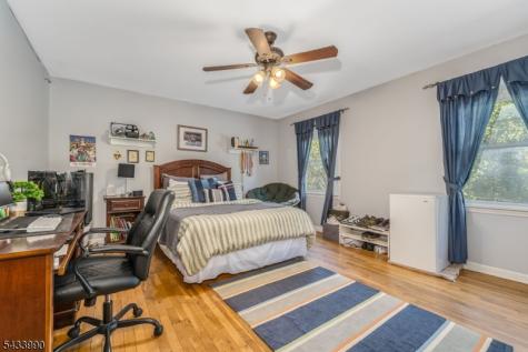 8 Shurts Road Readington NJ 08822