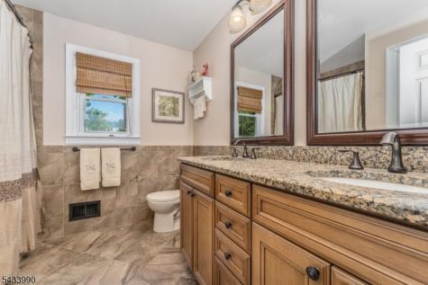8 Shurts Road Readington NJ 08822