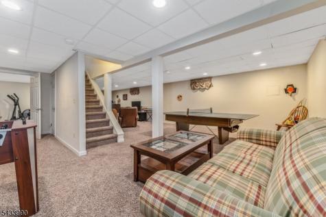 8 Shurts Road Readington NJ 08822