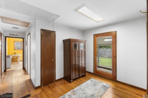 54 Reidy Place West Milford NJ 07421