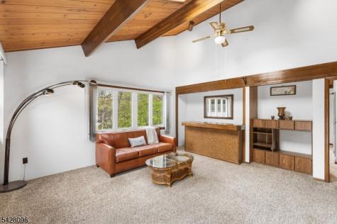 54 Reidy Place West Milford NJ 07421