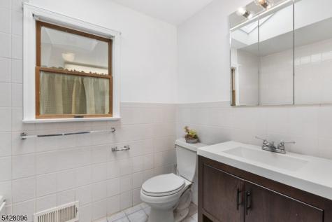 54 Reidy Place West Milford NJ 07421