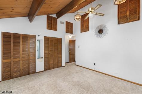 54 Reidy Place West Milford NJ 07421