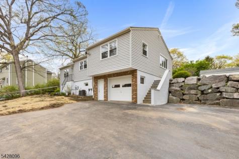 54 Reidy Place West Milford NJ 07421