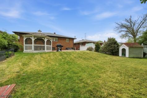 22 Macedulski Terrace South Amboy NJ 08879