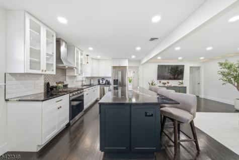 22 Macedulski Terrace South Amboy NJ 08879