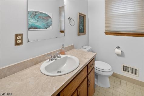 5 Fisher Court East Amwell NJ 08551