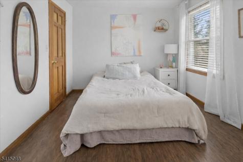 5 Fisher Court East Amwell NJ 08551