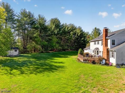 5 Fisher Court East Amwell NJ 08551