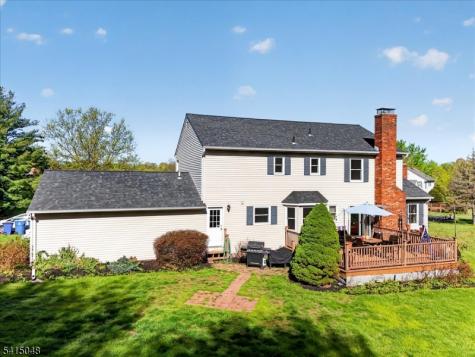 5 Fisher Court East Amwell NJ 08551
